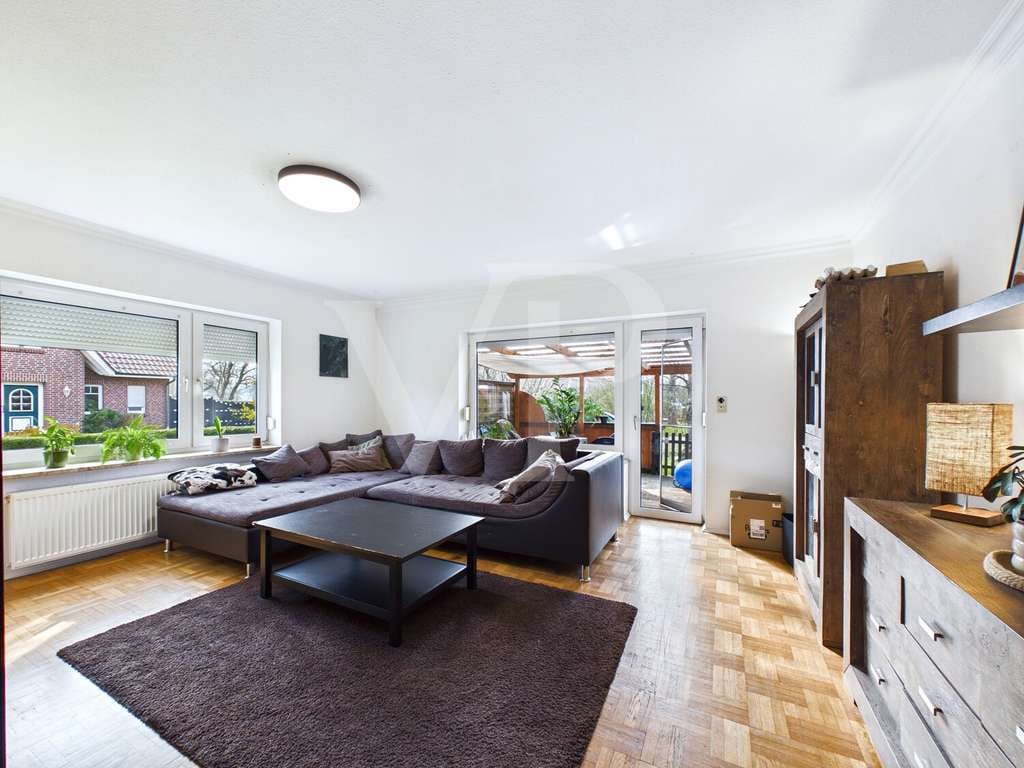 Immobilie in Hage - Viel Raum für Ihre Zukunft – familienfreundliches Haus in attraktiver Lage von Hage - Bild 3