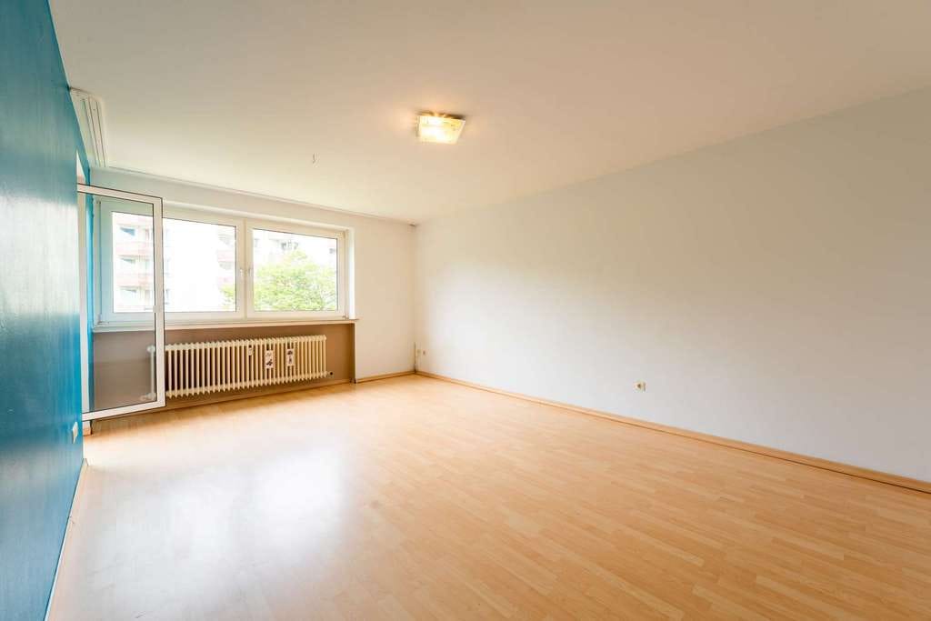 Immobilie in Achim - Helle 2-Zimmer-Wohnung mit Westbalkon und gutem Grundriss in Achim - Bild 2
