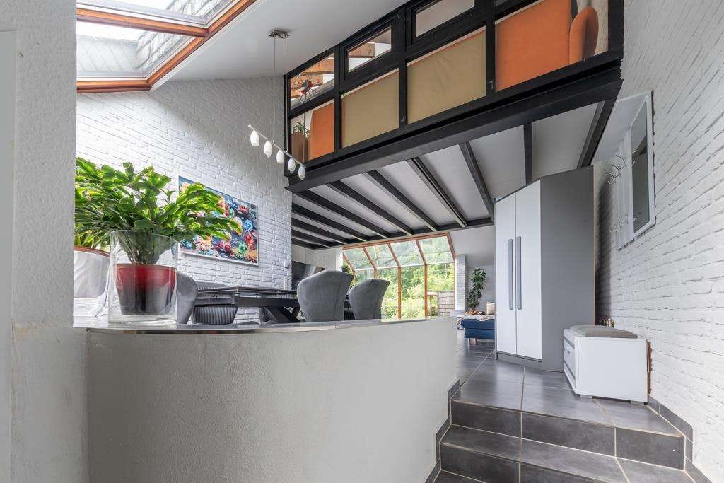 Immobilie in Aumühle - Architektonische Großzügigkeit:
"Splitlevel auf traumhaften Grundstück mit schönen Ausblicken" - Bild 2