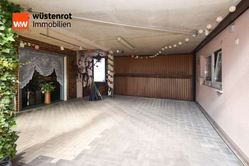Immobilie in Neuhof - Zweifamilienhaus mit vielseitigem Wohnkonzept, Einliegerwohnung & gepflegtem Garten in Neuhof - Bild 2