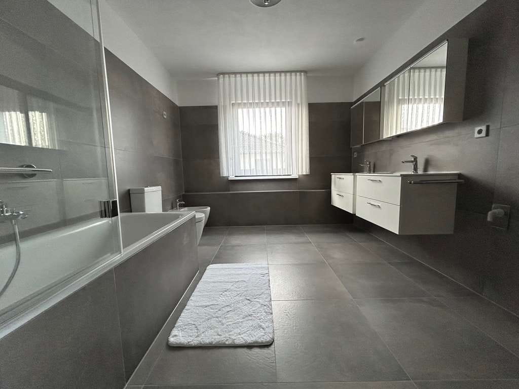 Immobilie in Helferskirchen - Wohnhaus in Helferskirchen mit Einliegerwohnung und Garten (Privatverkauf) - Bild 4