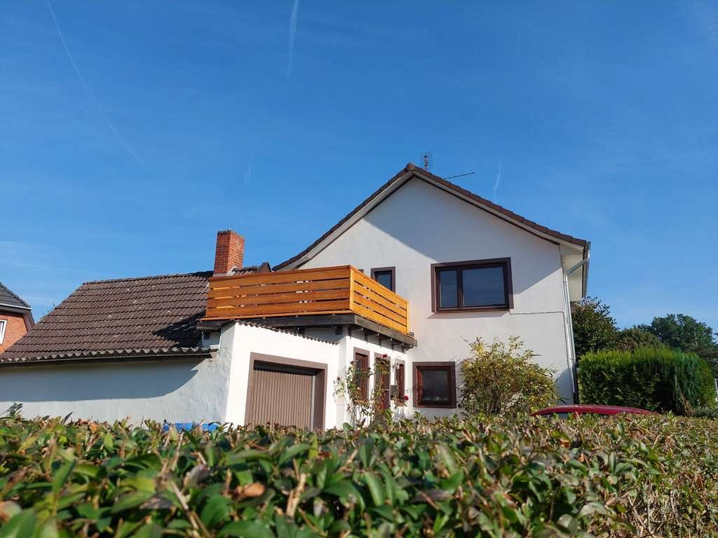 Immobilie in Wahlstedt - Einfamilienhaus mit Einliegerwohnung zur Refinanzierung - Bild 1