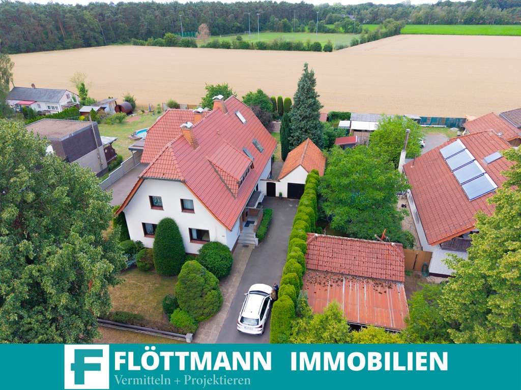 Immobilie in Hövelhof - Charmante Doppelhaushälfte in idyllischer Feldrandlage von Hövelhof-Hövelriege! - Bild 0