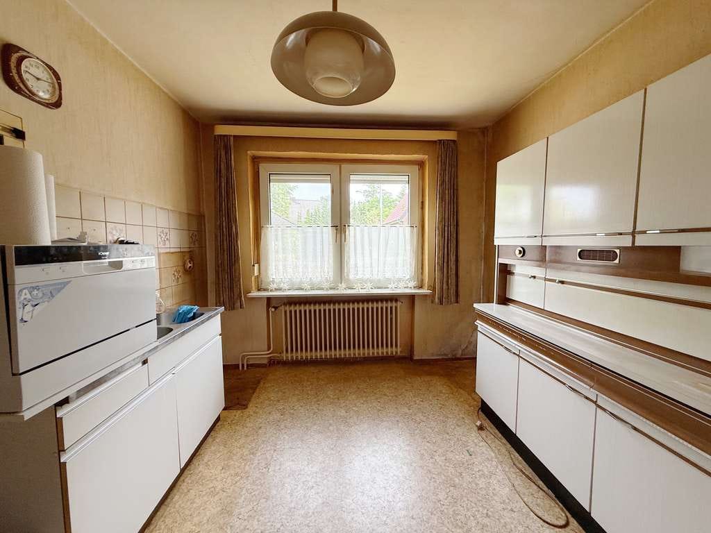 Immobilie in Adendorf - *** Großzügiges Einfamilienhaus mit Vollkeller in Adendorf *** - Bild 4