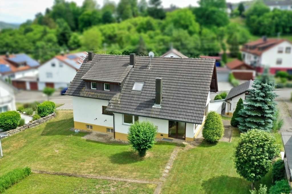 Immobilie in Haigerloch - Einfamilienhaus in familienfreundlicher Wohnlage - Bild 2