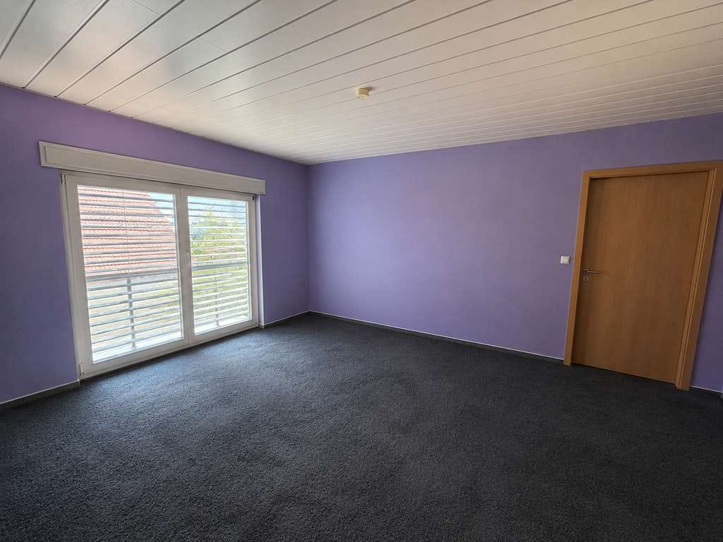 Immobilie in Geislingen - Dachgeschosswohnung mit besonderer Architektur und Balkon - Bild 3