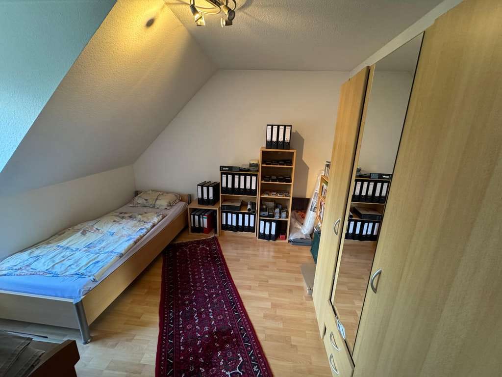 Immobilie in Karlsfeld - Helle 2-Zimmer-Dachgeschosswohnung in ruhiger Wohnlage in Karlsfeld zu verkaufen! - Bild 4