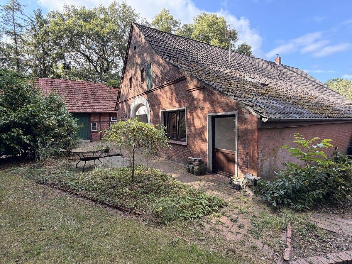 Immobilie in Essen/Oldenburg - Ein Haus mit Charakter! Historische Immobilie mit großem  Grundstück in Essen (Oldenburg) - Bild 1