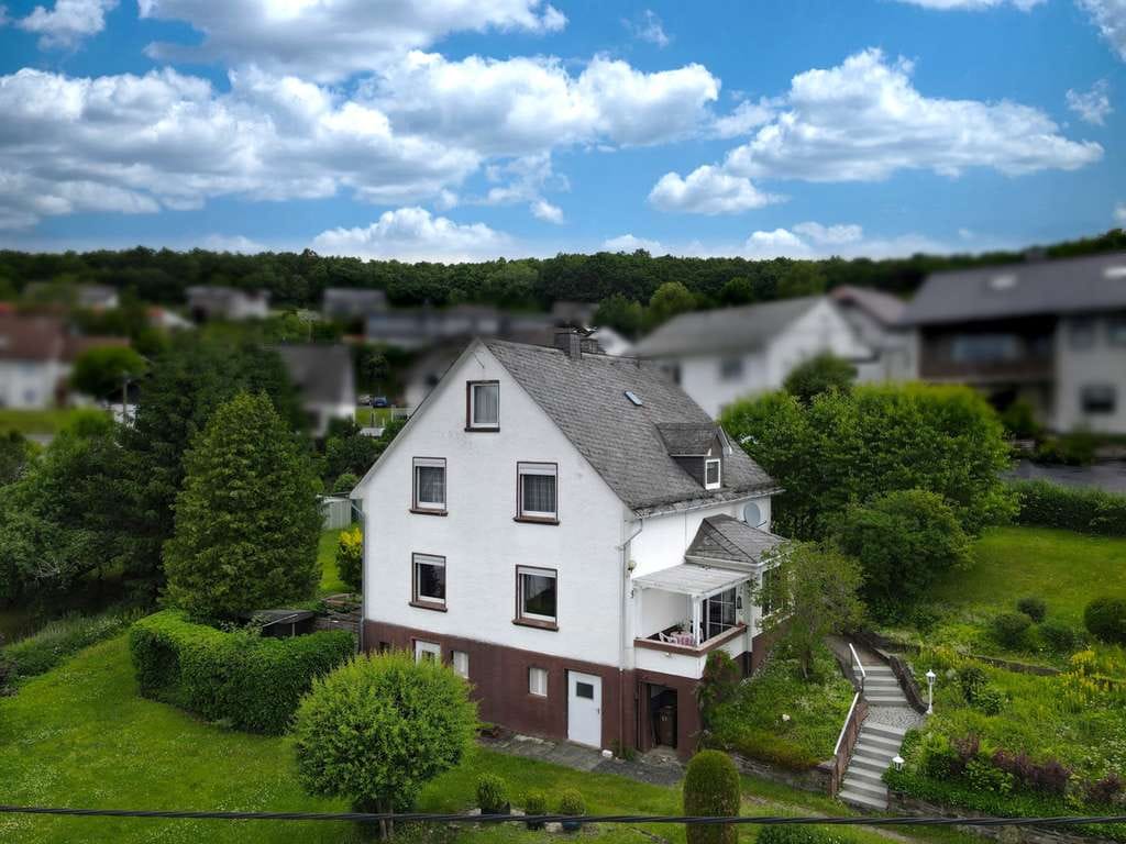 Immobilie in Wilnsdorf - Familienfreundliches Zuhause in guter Wohnlage von Rudersdorf! - Bild 1
