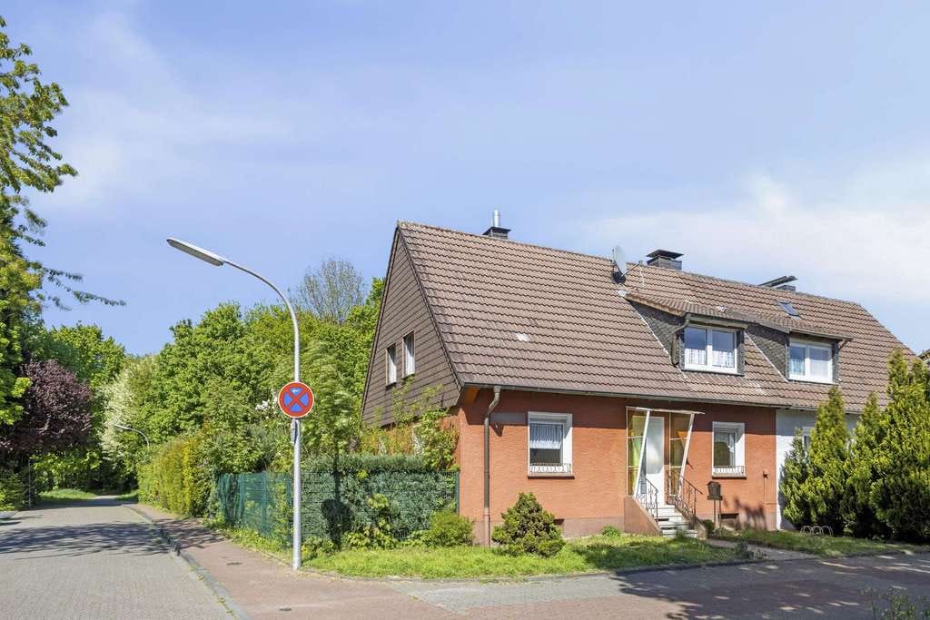 Immobilie in Datteln - Wohnen im Grünen! Doppelhaushälfte in Datteln mit Garage, Carport & Sackgassenlage am Waldrand! - Bild 1