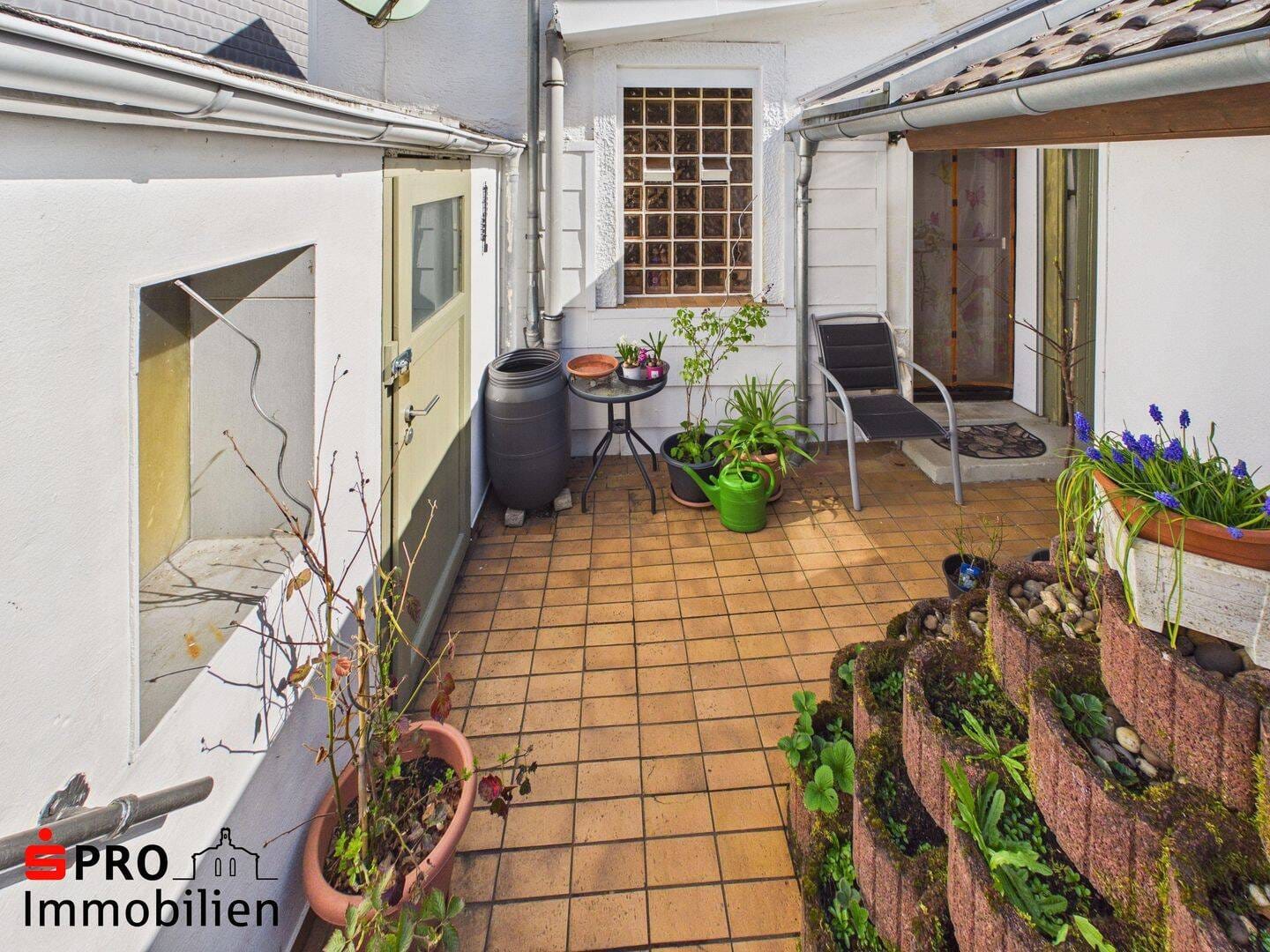 Immobilie in Großrosseln - Charmantes Einfamilienhaus mit großem Garten - Bild 4