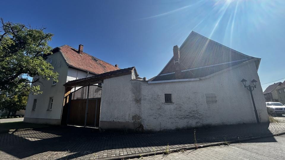 Immobilie in Buttstädt - Altes Bauernhaus - neues Zuhause, unbegrenzte Möglichkeiten! - Bild 0