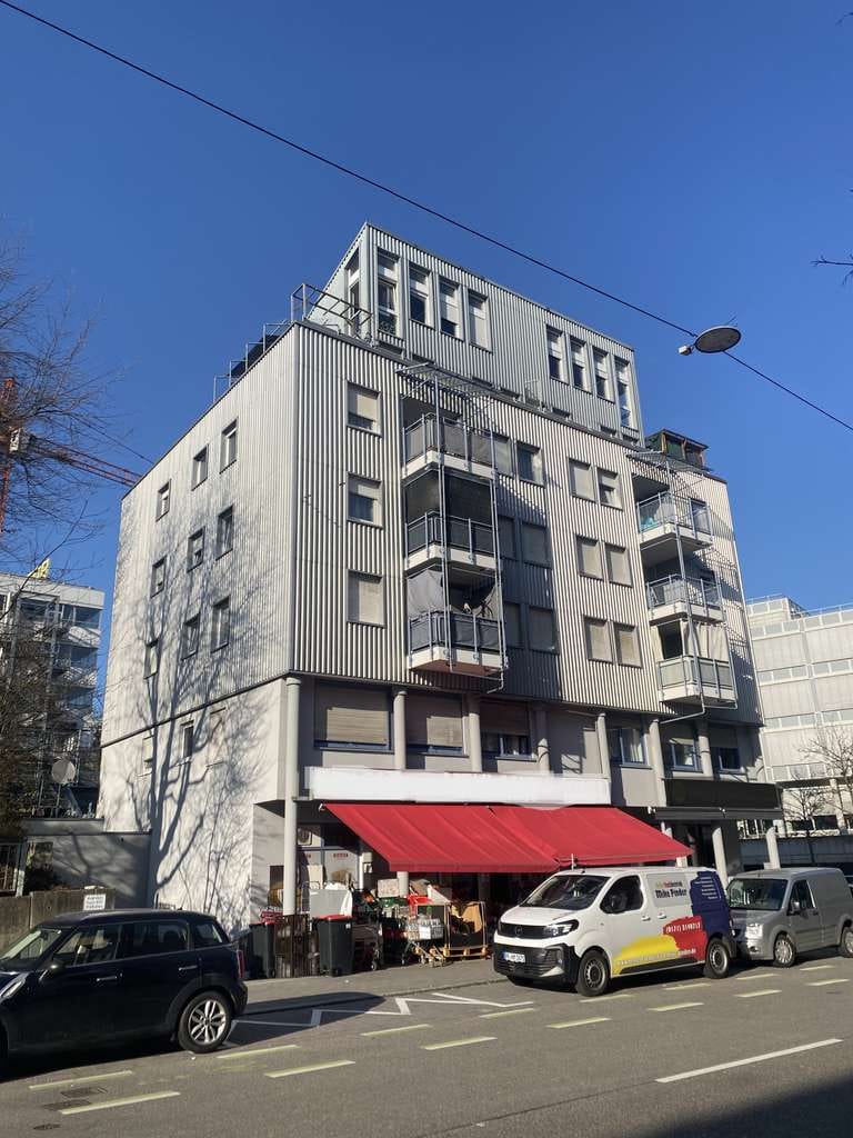 Immobilie in Pforzheim - Pforzheim - Mit AUFZUG - gepflegte und vermietete 2 Zi. ETW (4) - Nähe Messplatz - Bild 0