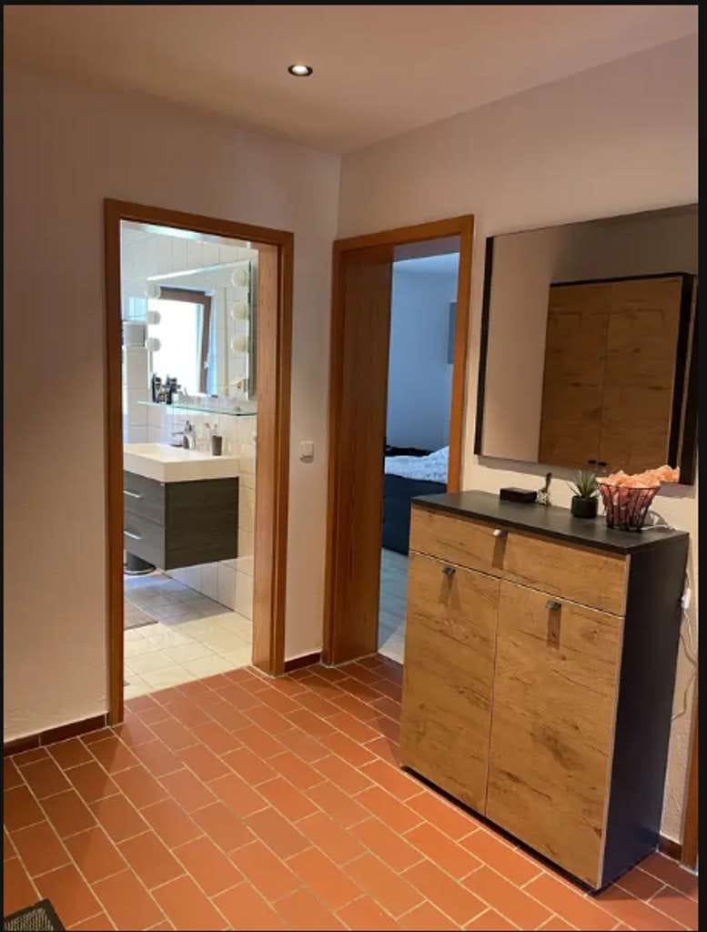 Immobilie in Garching an der Alz -  Auch für Investoren! Attraktiefe 3-Zimmer-Erdgeschosswohnung mit Garage und Stellplatz zu verkaufen - Bild 2