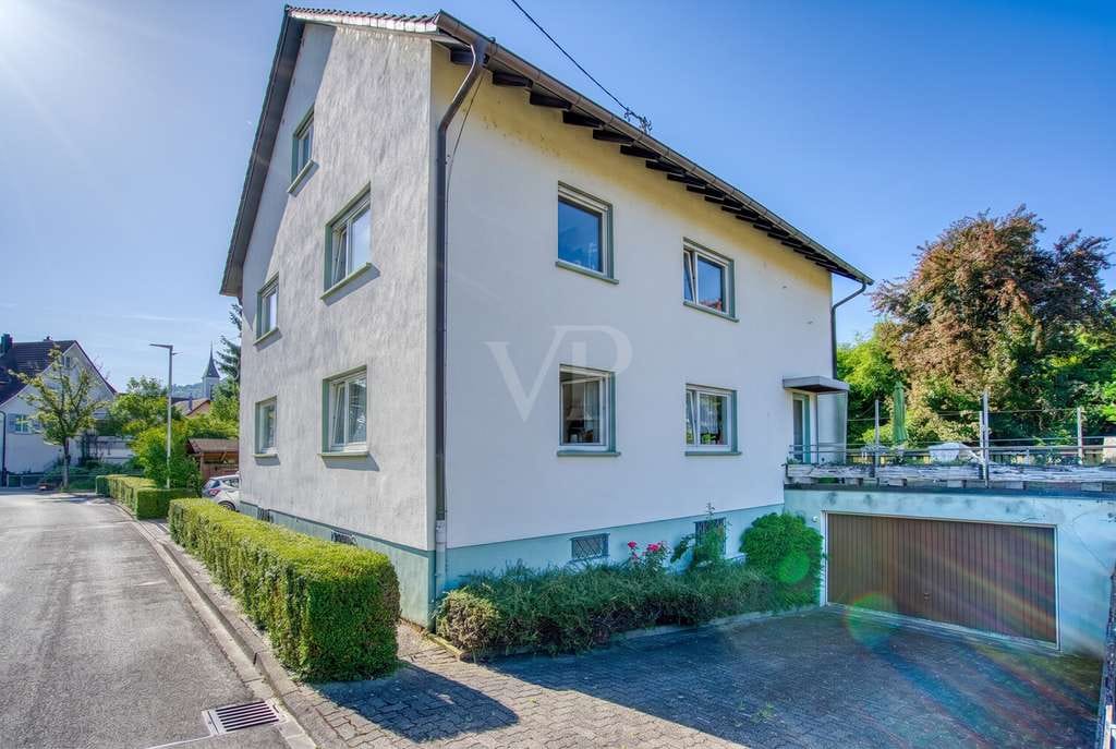 Immobilie in Friesenheim - Zweifamilienhaus mit Ausbaupotenzial und vielseitigen Nutzungsmöglichkeiten - Bild 1