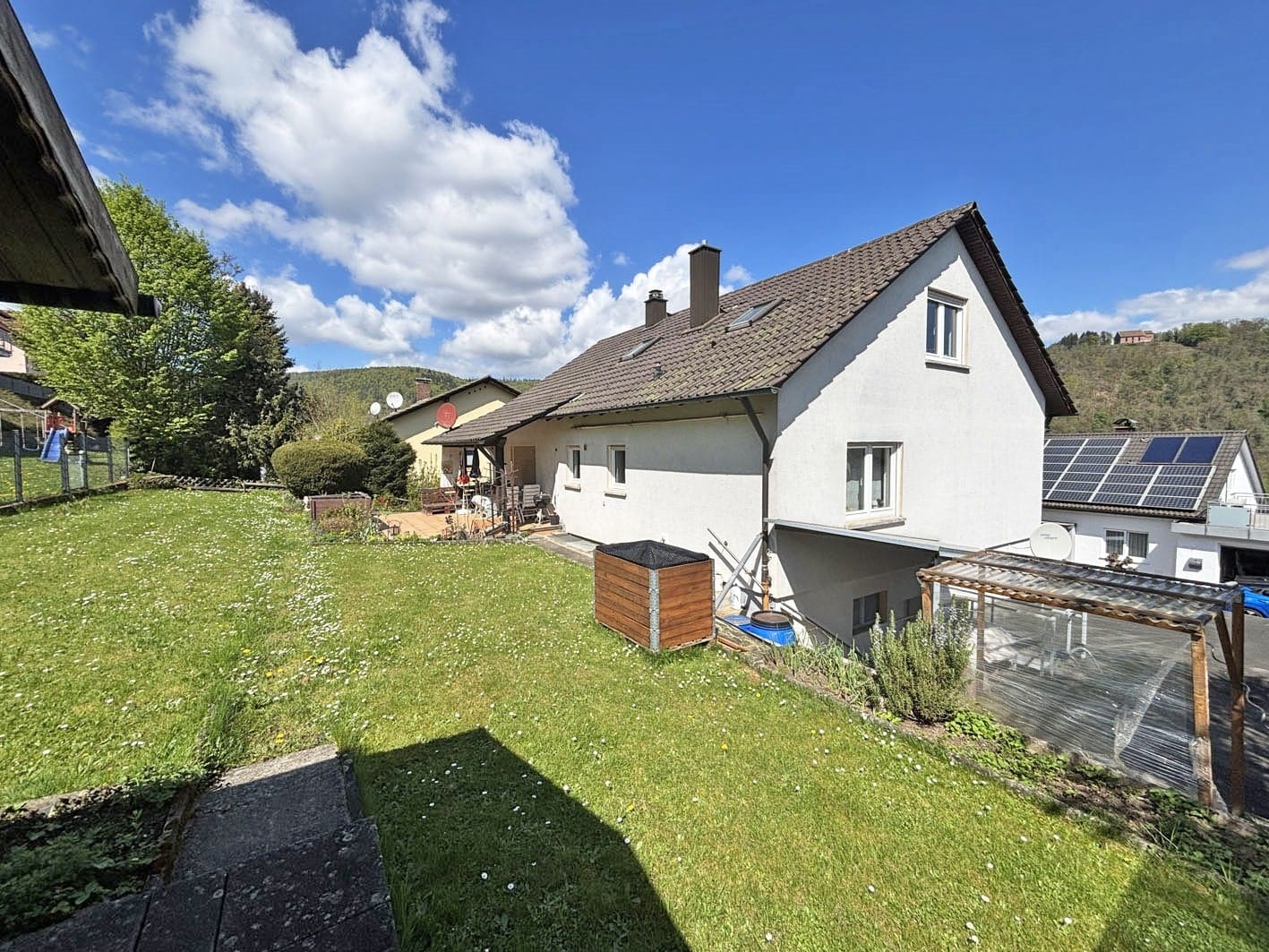 Immobilie in Amorbach - Ein-/Zweifamilienhaus in Amorbach - Bild 2