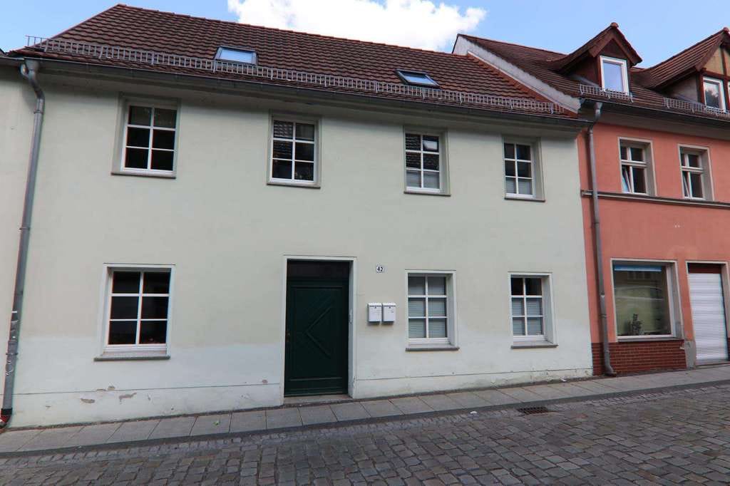 Immobilie in Bad Muskau - Mužakow - 2 Familienhaus in Stadtlage - komplett Innen saniert - Bild 1