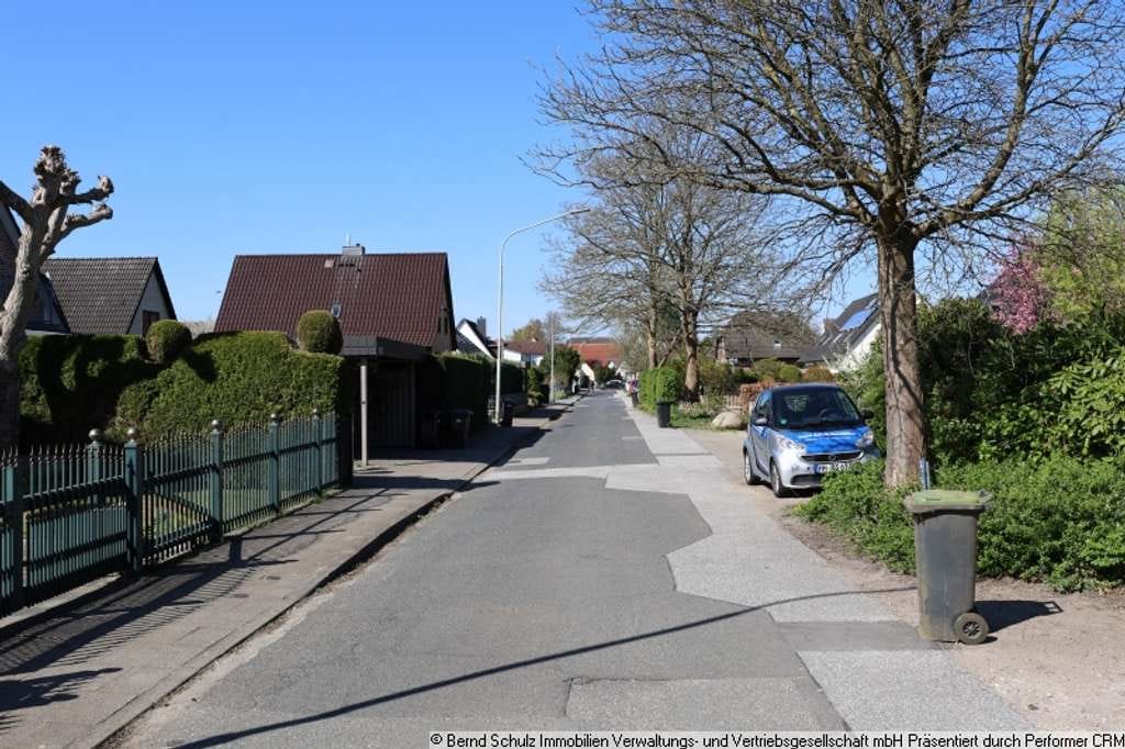 Immobilie in Schenefeld - geräumige Doppelhaushälfte mit großem Garten - nach WEG aufgeteilt! - Bild 2