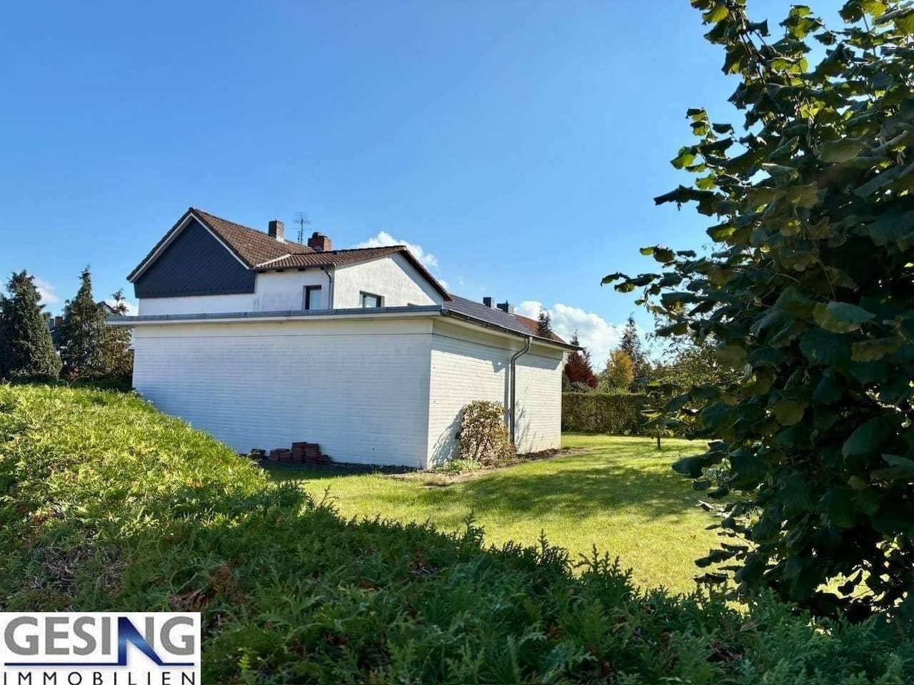 Immobilie in Mölln - Für pfiffigen Handwerker - Endreihenhaus mit schönem Garten und großer Garage - Bild 2