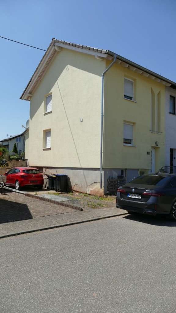 Immobilie in Oberthal - Zum Glück für die kleine Familie!!! - Bild 2