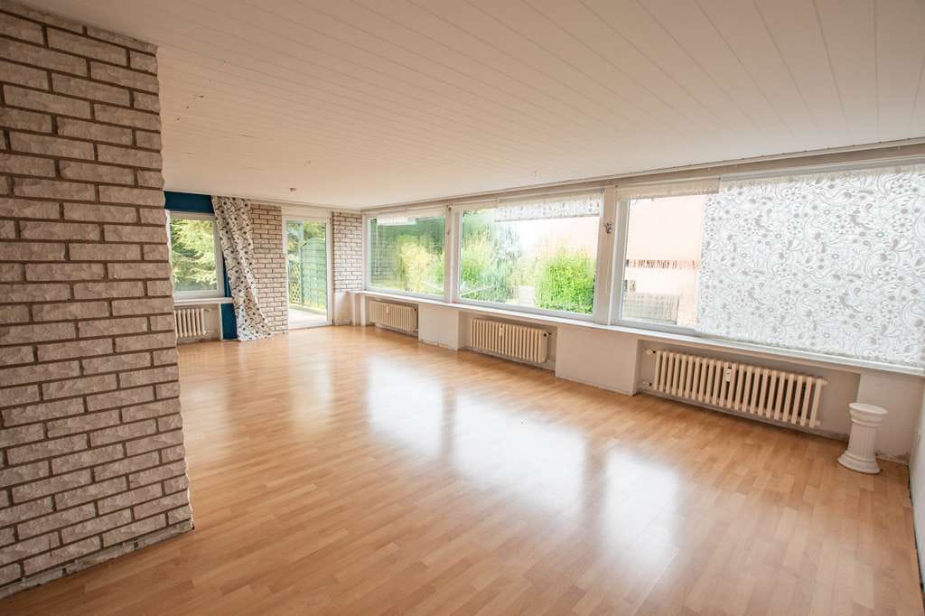 Immobilie in Hameln - Idyllisches Zwei-/Dreifamilienhaus in Waldrandlage - Wohnen oder Vermieten in Hameln, Bannensiek! - Bild 3