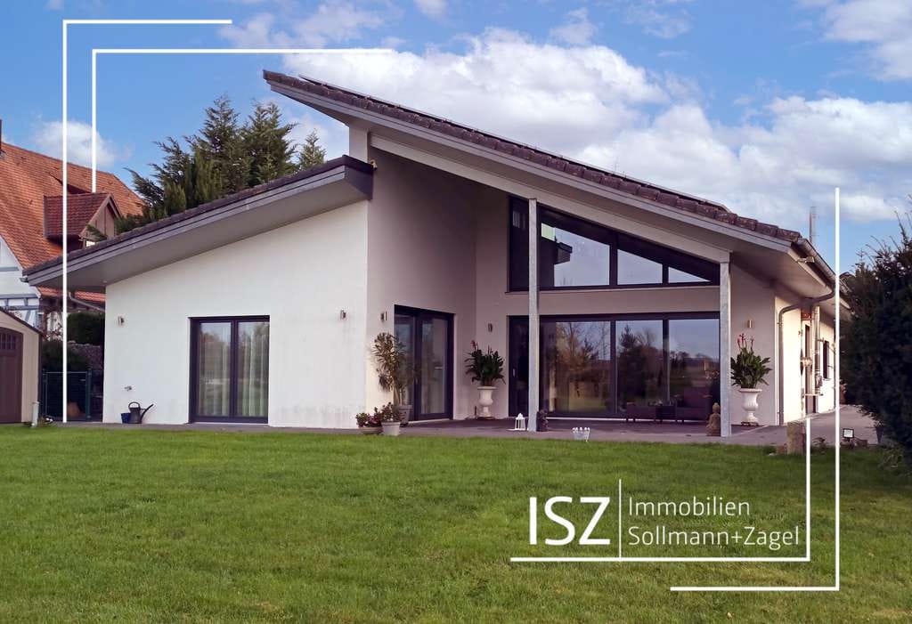 Immobilie in Pommersfelden - Exklusiver Bungalow in ruhiger Südwest-Randlage mit Fernsicht und großem Garten in Pommersfelden - Bild 0
