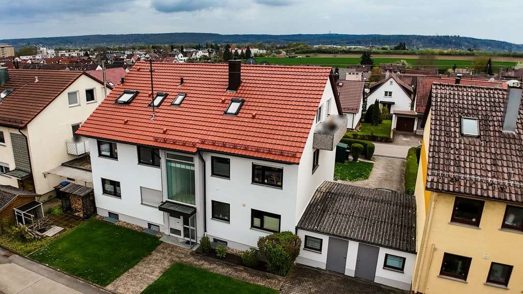 Immobilie in Gärtringen - VERKAUFSSTART in Gärtringen: Rentables Mehrfamilienhaus in Bestlage - Bild 1