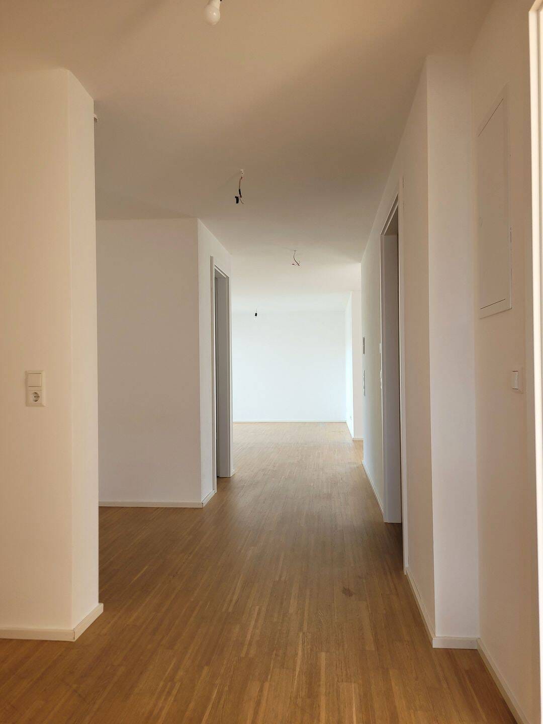 Immobilie in Dußlingen - Attraktive 4 Zimmer Wohnung im 1. Obergeschoss mit viel Platz und 2 TG-Plätzen! - Bild 3