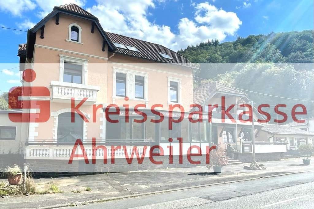 Immobilie in Ahrbrück - Attraktives Wohn- und Geschäftshaus mit Entwicklungspotenzial in Ahrbrück - Bild 0