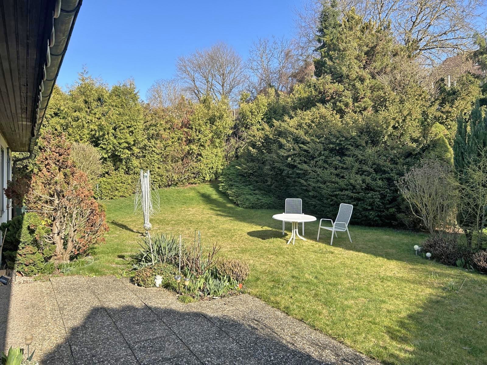 Immobilie in Reichelsheim (Odenwald) - Gepflegter Bungalow mit großem, eingewachsenem Garten in attraktiver Wohnlage von Reichelsheim - Bild 4