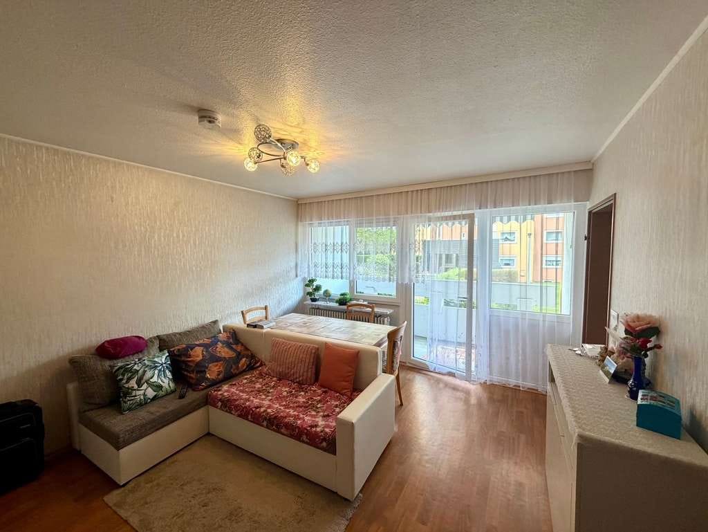 Immobilie in Spaichingen - Helle 1-Zimmer-Wohnung mit überdachtem Balkon und schönem Blick ins Grüne in Spaichingen - Bild 1