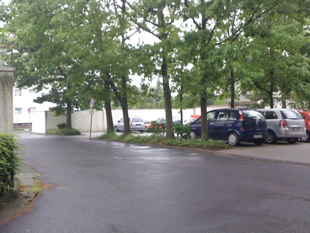 Immobilie in Obertshausen - Von Privat - gut vermietete 2-Zi-Wohnung - EG - mit Balkon & Stellplatz - Bild 1