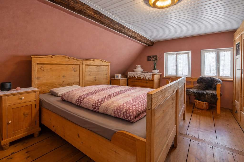 Immobilie in Gerach - Saniertes Einfamilienhaus mit Denkmalschutz und Garten in Gerach - Bild 3
