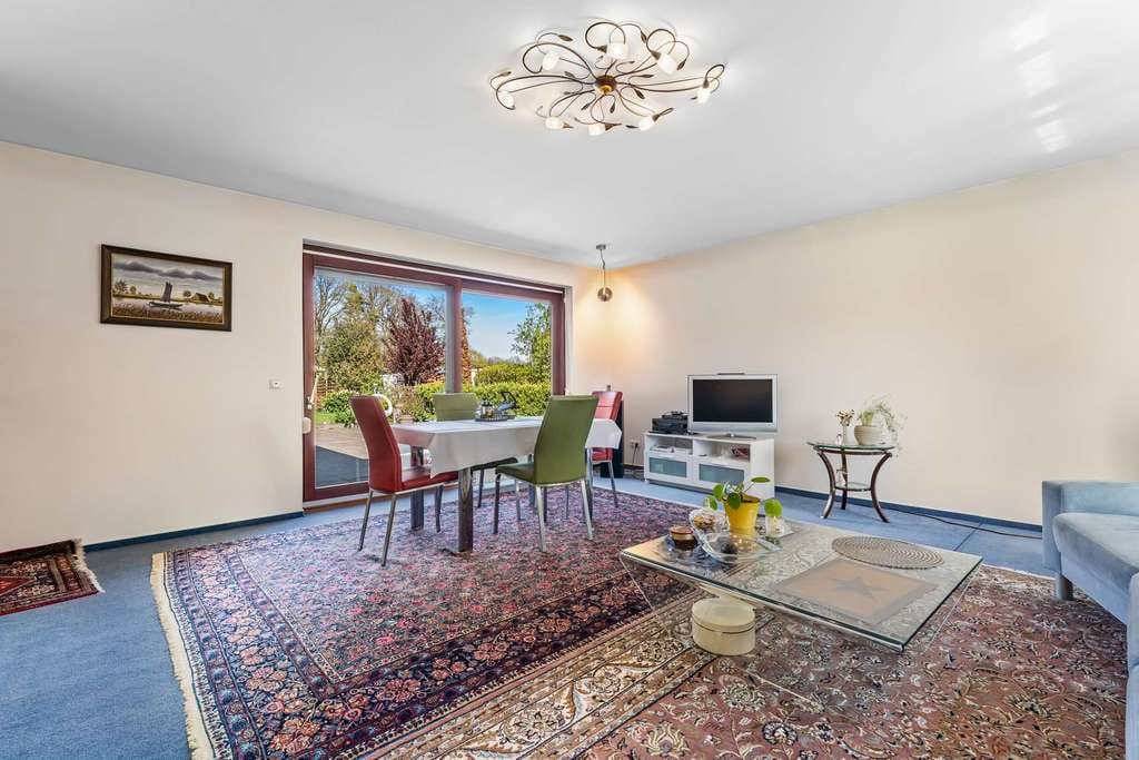 Immobilie in Worpswede - Großzügiges Wohnhaus in Worpswede mit flexibler Nutzung und 3 Garagen - Bild 4