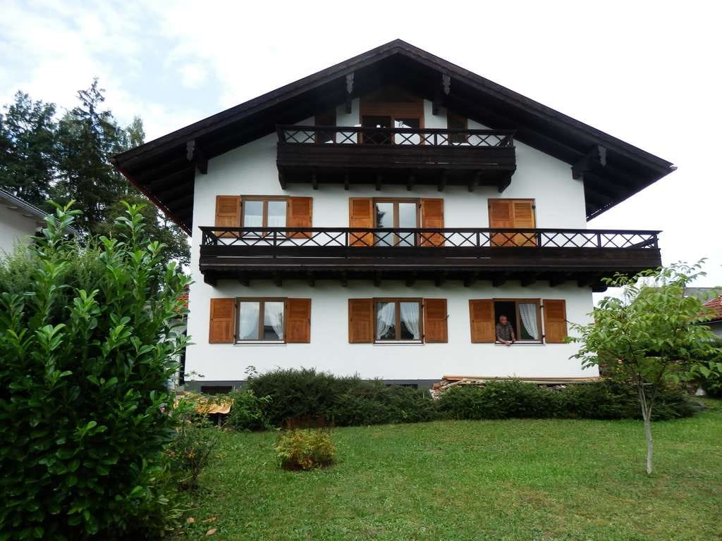 Immobilie in Stephanskirchen - Neu  energetisch saniert 4Zi EG/WG 83m2   , zentral  Haidholzen - Bild 0