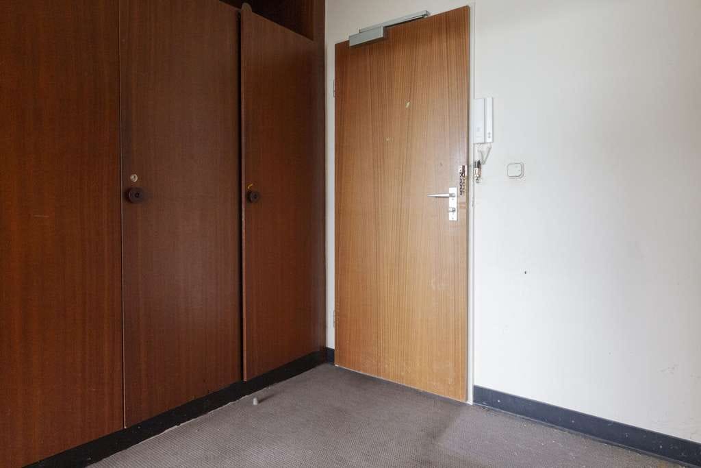 Immobilie in Malente - modernisierungsbedürftige 2-Zimmer-Eigentumswohnung mit herrlichem Seeblick - Bild 4