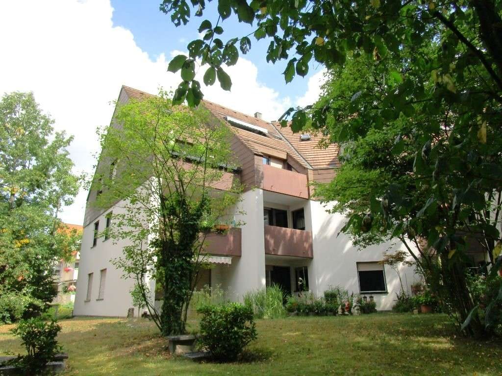 Immobilie in Stein - Kapitalanlage: Vermietete 3 Zi.-DG ETW in Stein - West / Wohnung kaufen - Bild 0