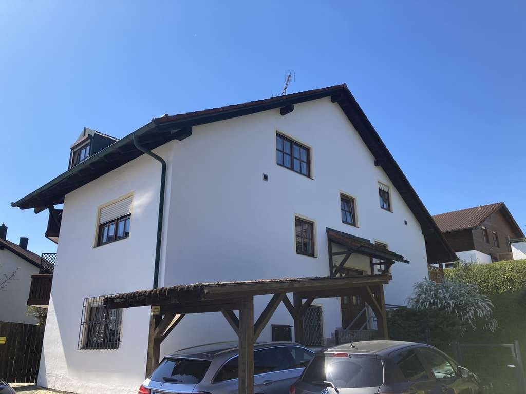 Immobilie in Salzweg - Wunderschöne und ruhige  4-Zimmerwohnung  in 4-Parteienhaus - Bild 1