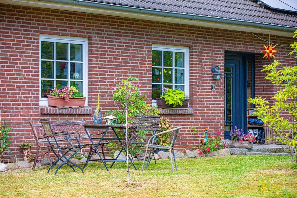 Immobilie in Norstedt - Familienidylle mit Einliegeroption & Traumgarten in Norstedt - Bild 1