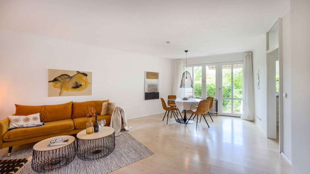 Immobilie in Kirchheim bei München - 3-Zimmerwohnung mit Hobbyraum, Terrasse, Garten und TG-Stellplatz in gepflegter Wohnanlage - Bild 3