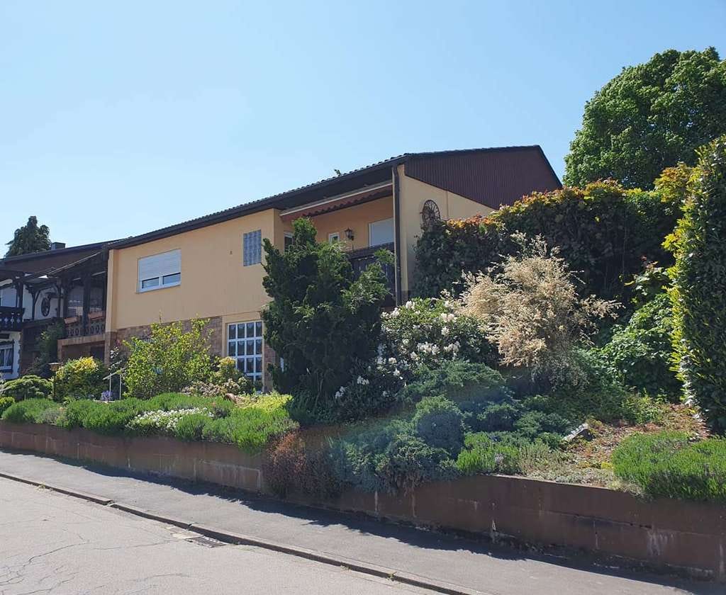 Immobilie in Niedermohr - Bungalow mit ausgebautem Untergeschoß auf einem schönem Gartengrundstück - Bild 0