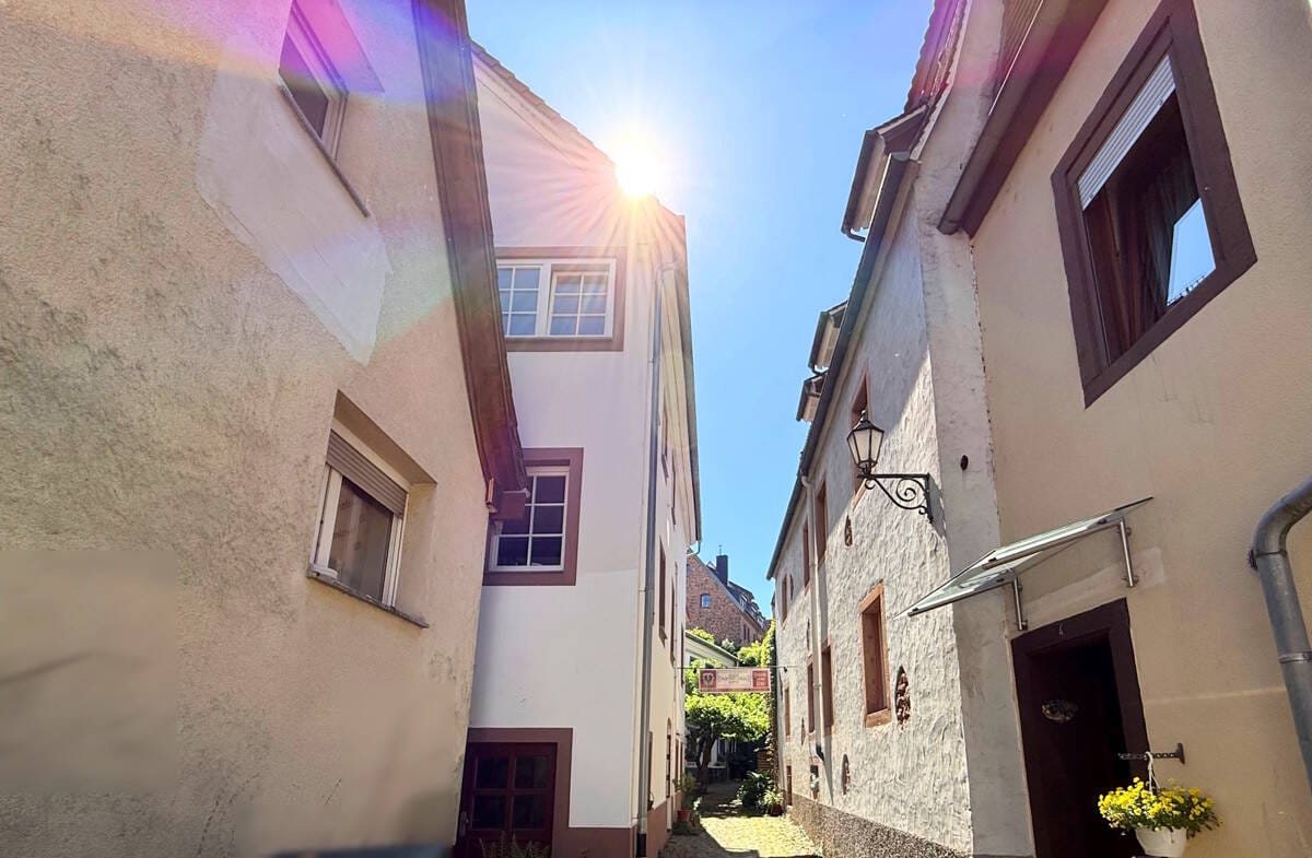 Immobilie in Neckargemünd - Ein Haus mit Geschichte: Charmantes Investment in bester Lage von Neckargemünd! - Bild 1