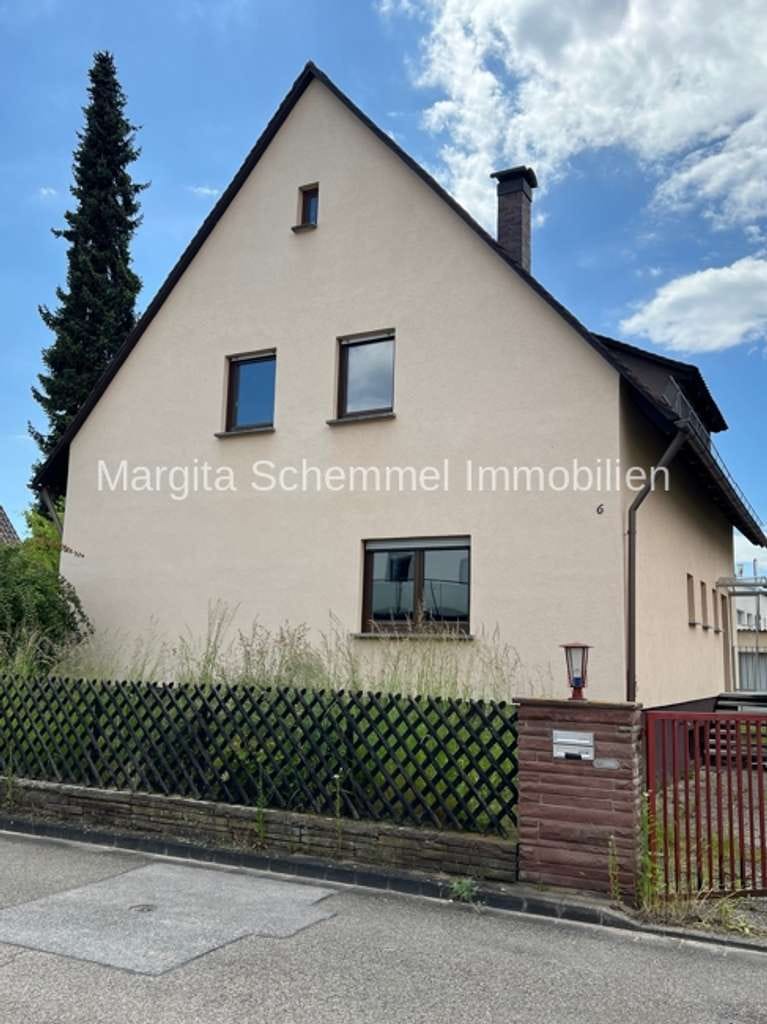 Immobilie in Schwanstetten - Das ideale Haus für große und kleine Familien - Bild 1