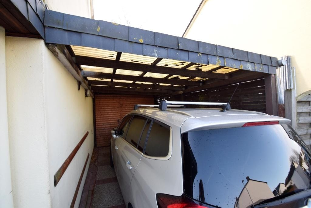 Immobilie in Weyhe - EFH in ruhiger Wohnstr.  mit unverbaubarem Blick aufs Feld! + EBK + Carport + Garten - Bild 2