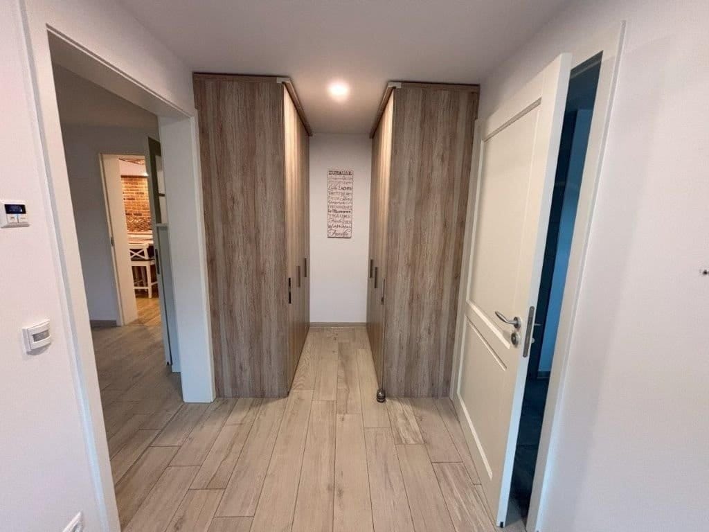 Immobilie in Karstädt - Sanierte Resthofstelle mit Einfamilienhaus, Stall und Scheune auf großzügigem Grundstück in  Karstädt - Bild 1