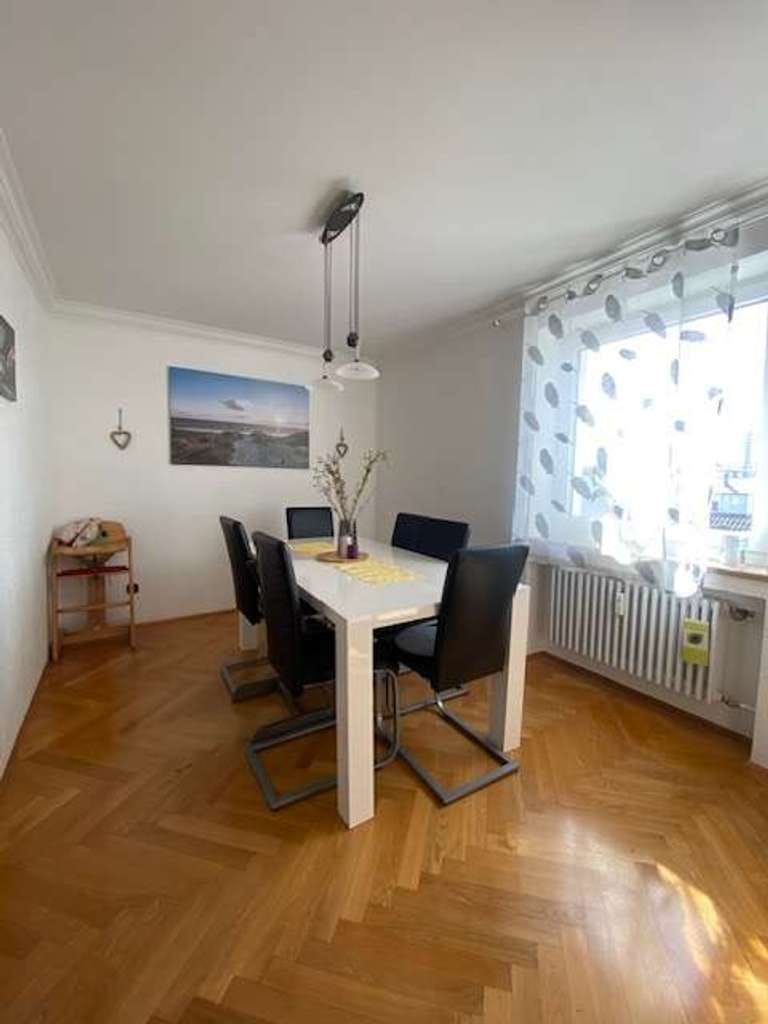 Immobilie in Memmingen - Solide Kapitalanlage: 4,5-Zimmer-Wohnung in Memmingen mit TG & 2 Balkonen, perfekte Anbindung an A7 - Bild 4