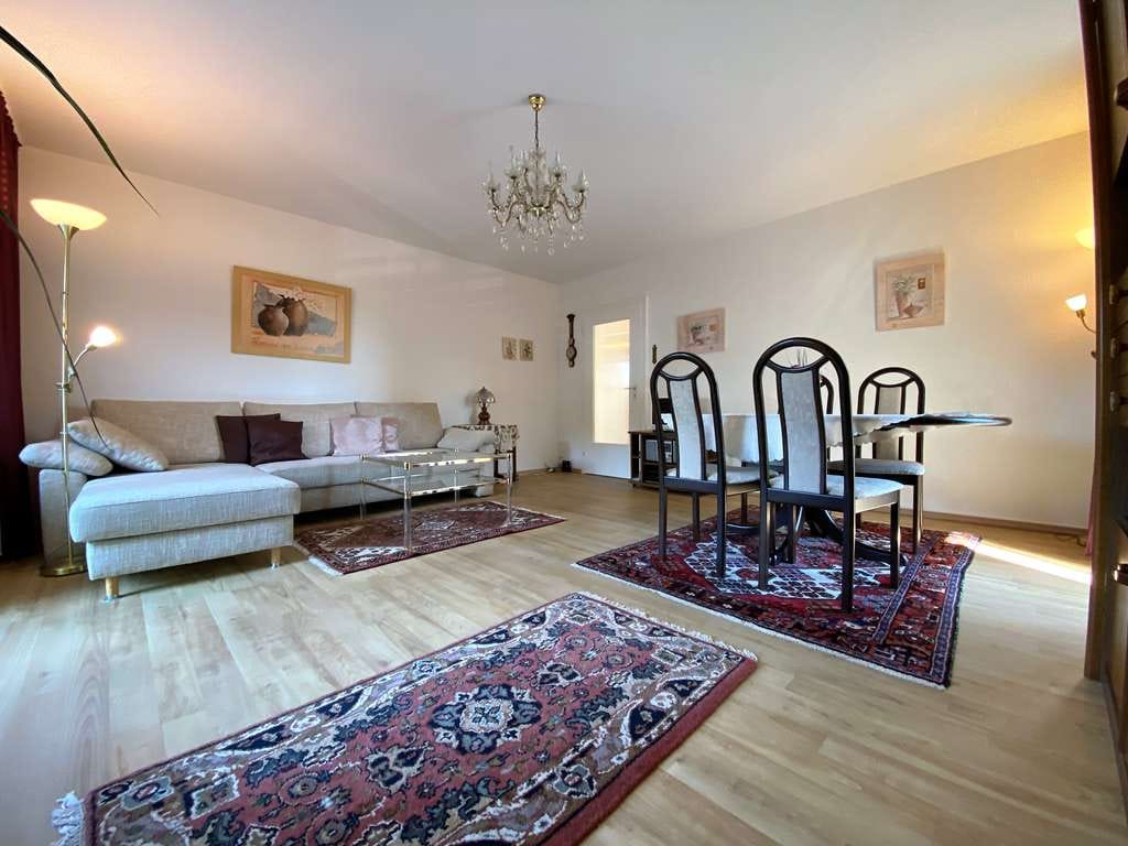 Immobilie in Seeshaupt - Seeshaupt am Starnberger See – Charmante 2-Zimmer Wohnung im 1.OG mit umlaufendem Balkon - Bild 1