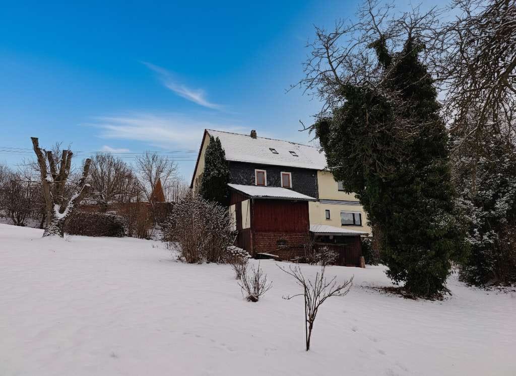 Immobilie in Eichelhardt - Ein-/Zweifamilienhaus mit großem Grundstück in idyllischer Ortsrandlage zwischen Altenkirchen und Ha - Bild 4