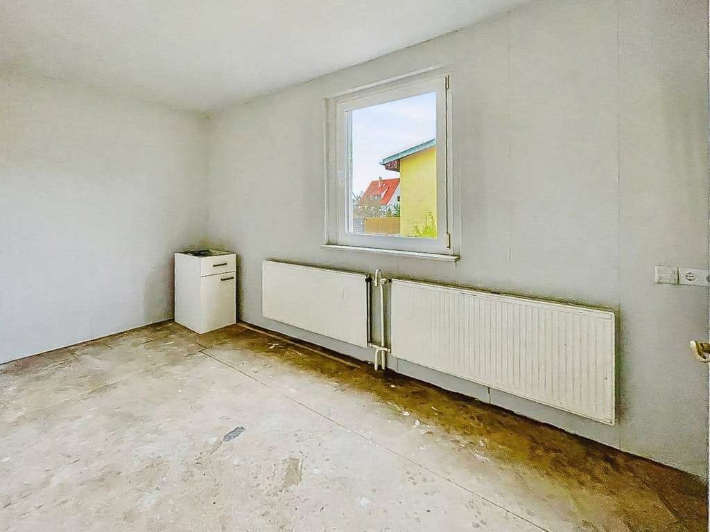 Immobilie in Kruckow - Vollunterkellertes Einfamilienhaus in zentraler Lage auf ca. 520 m² großem Grundstück in Tutow - Bild 4