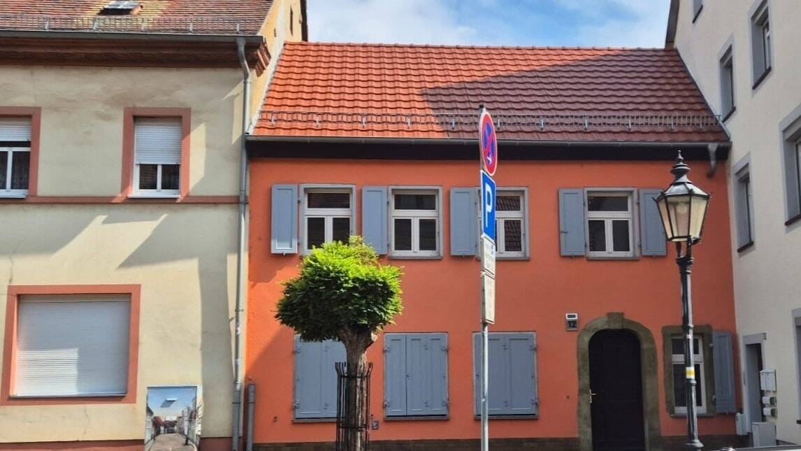 Immobilie in Pegau - Stadthaus mit Charme und Zukunft - ideal für Bauherren mit Visionen - Bild 0